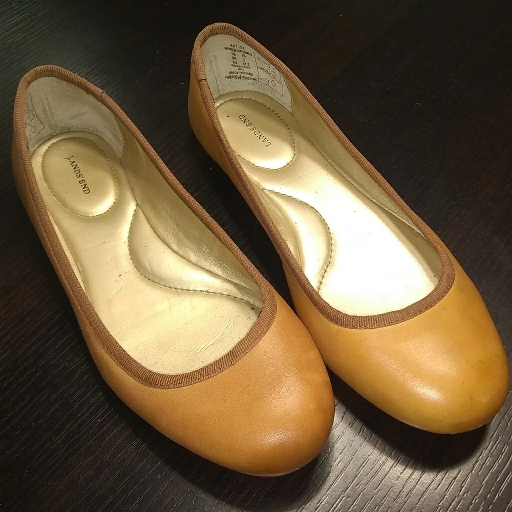 Lands' End Tan flats size 7B